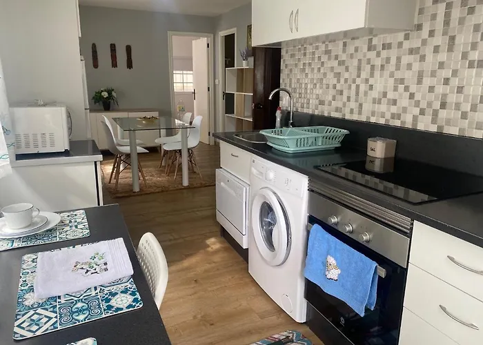 Apartment Duplex En Vigo, Zona De Bouzas, Cerca De Playas Vigo