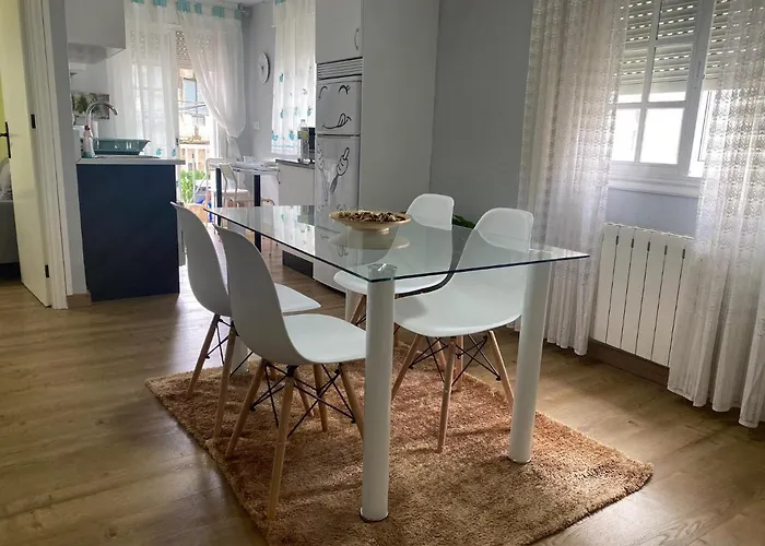 Duplex En Vigo, Zona De Bouzas, Cerca De Playas Vigo